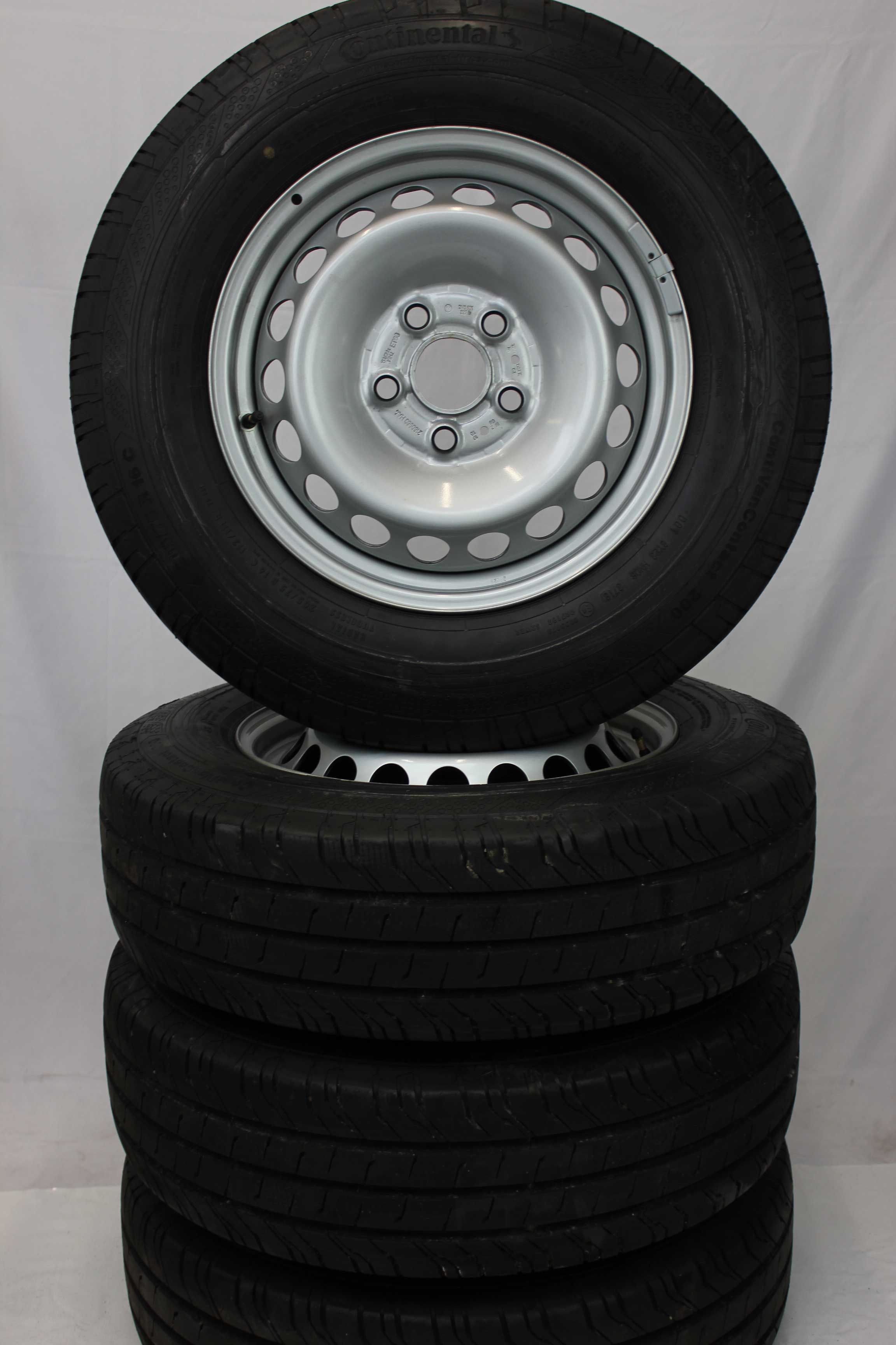 VW Crafter Neuwertiger 16 Zoll Original Volkswagen Sommerkomplettradsatz Continental 2N0601027L