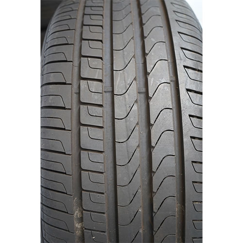 Reifen-gebraucht-Pirelli-ScorpionVerde-255-45-R20-4_(2)