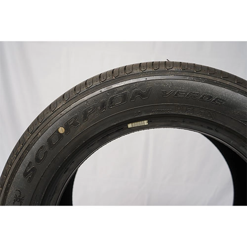 Reifen-gebraucht-Pirelli-ScorpionVerde-255-55-R19-1_(2)