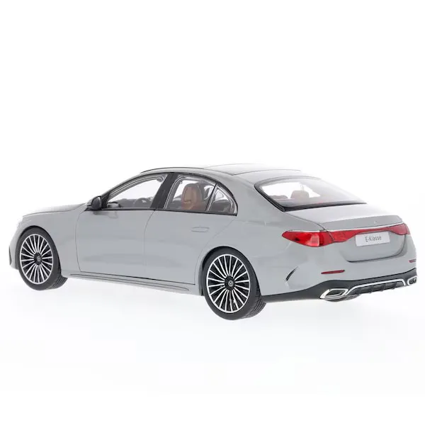 B66961119_mercedes-benz_Modellauto_1-18_E-Klasse_rosier-onlineshop4