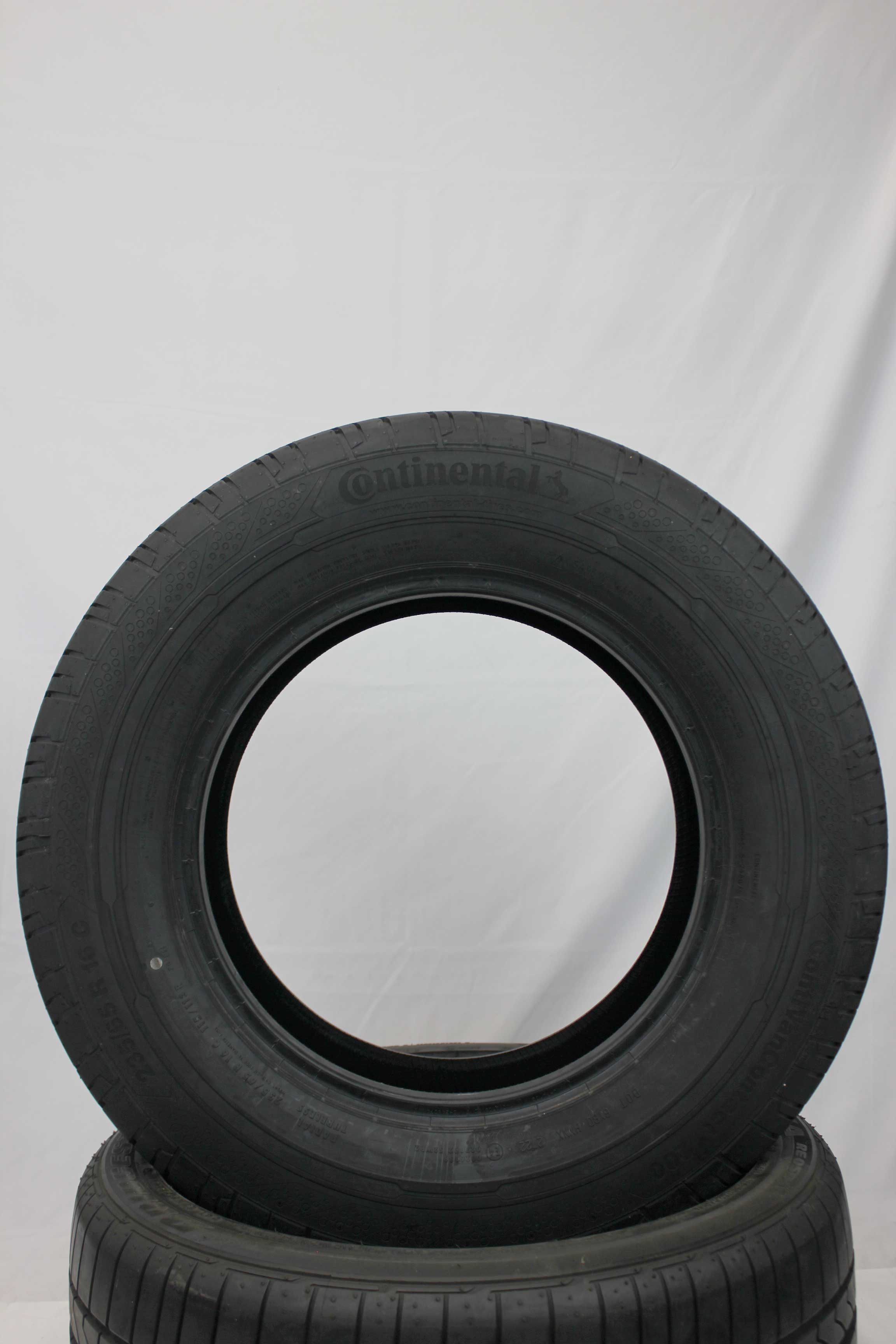 Gebrauchter Continental ContiVanContact 200 Sommerreifen 235/65 R16C 115/113R