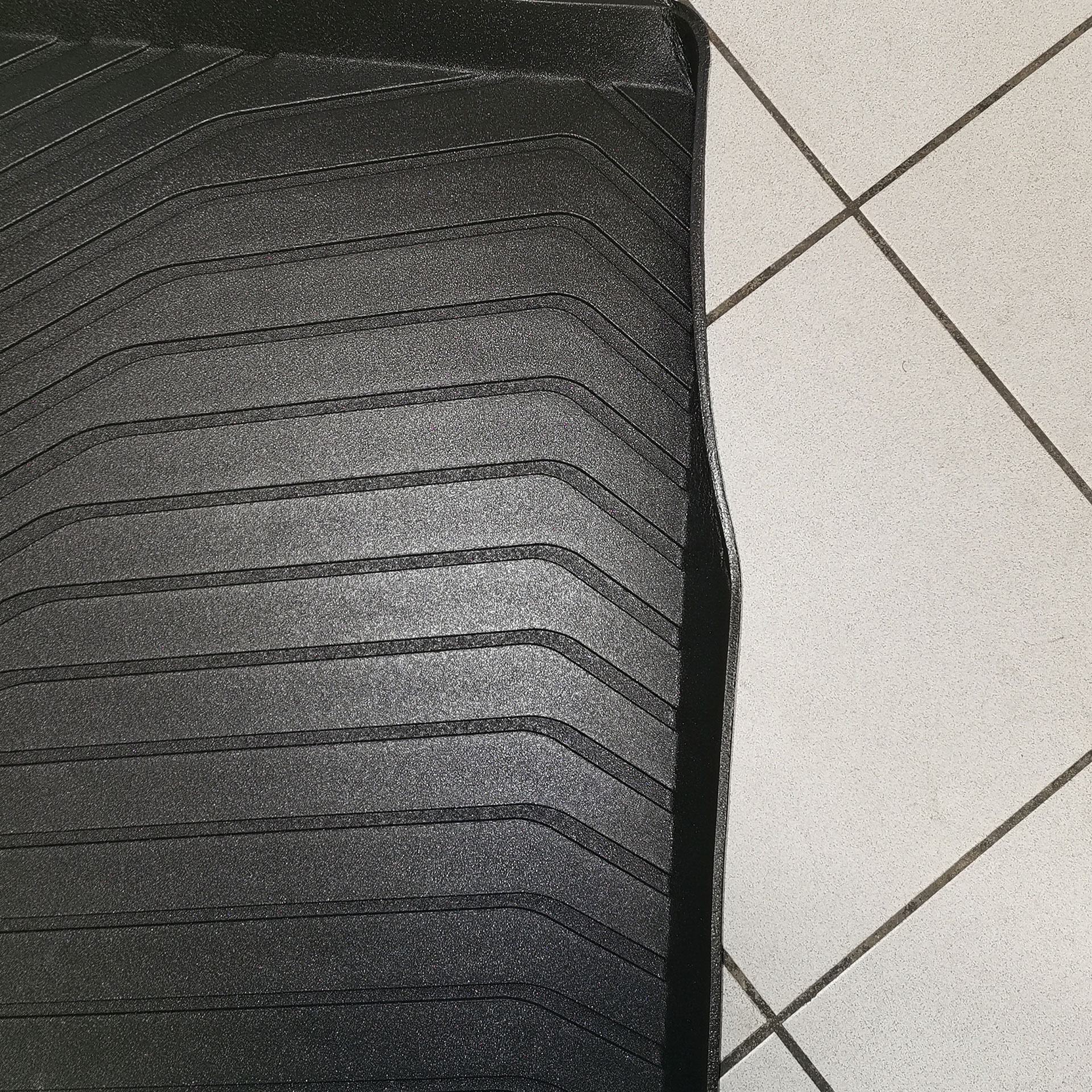 Audi A3 Gepäckraumeinlage Kofferraumeinlage 8V3061160-XX Audi A3 Gepäckraumeinlage Kofferraumeinlage 8V3061160-XX