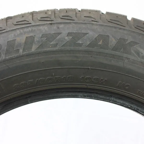 Gebrauchter-Winterreifen-Bridgestone-Blizzak-LM80evo-Rosier-Online-Shop-03_(2)