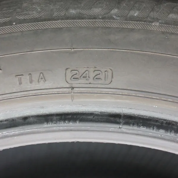 Gebrauchter-Winterreifen-Bridgestone-Blizzak-LM80evo-Rosier-Online-Shop-04_(2)