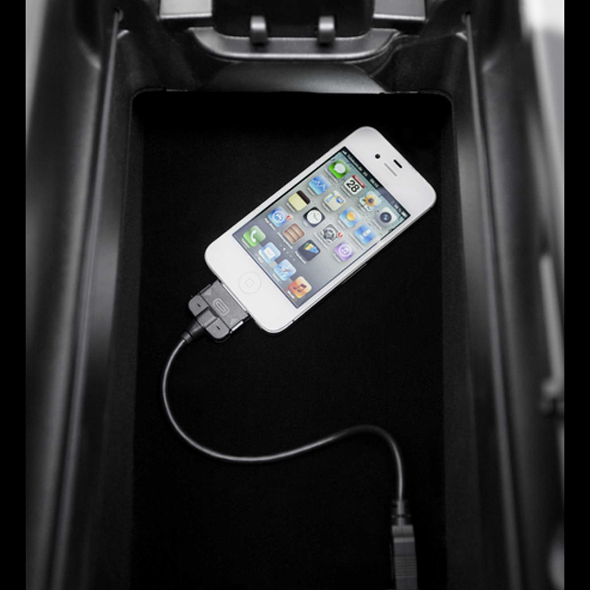 Mercedes-Benz Media Interface Adapterkabel iPod® A2228204315