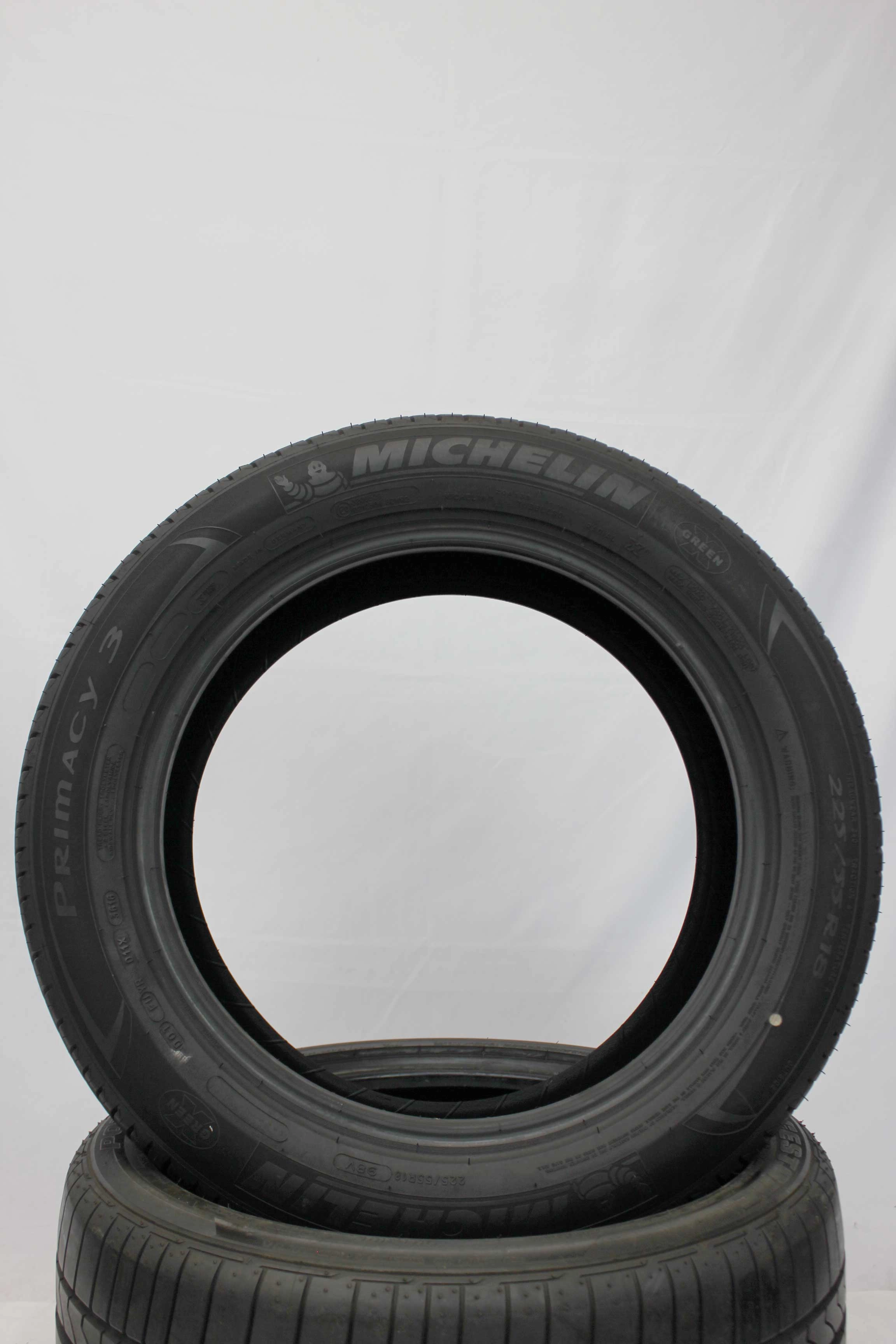 Sommerreifen-Michelin-Primacy3-225-55-R18-98V_(1)