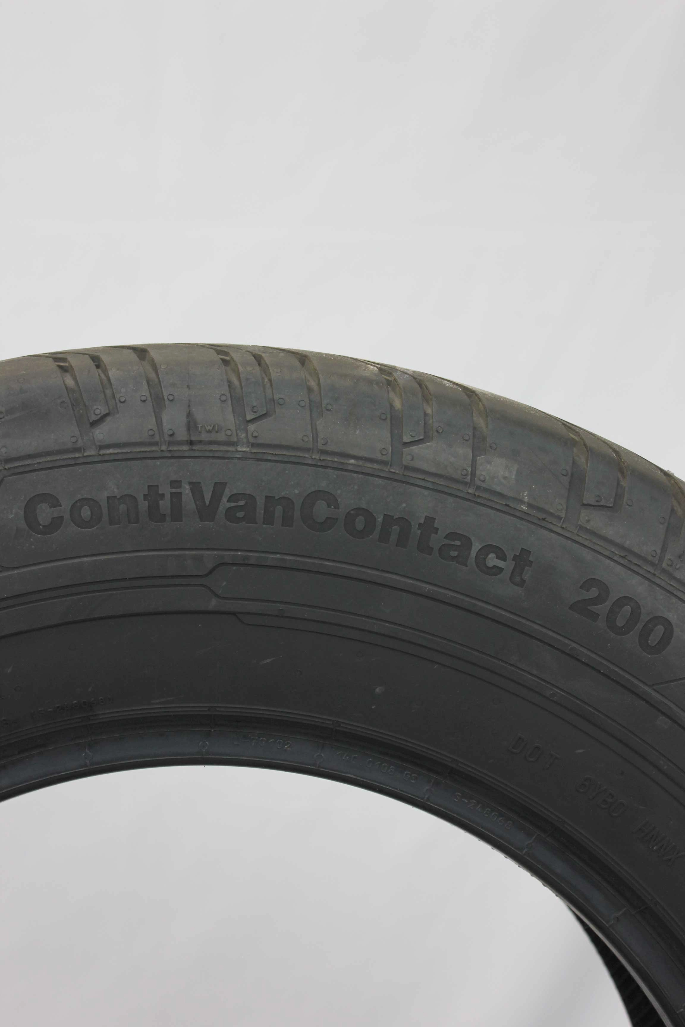 Sommerreifen-Continental-ContiVanContact200-235-65-R16C-115-113R-2_(36)
