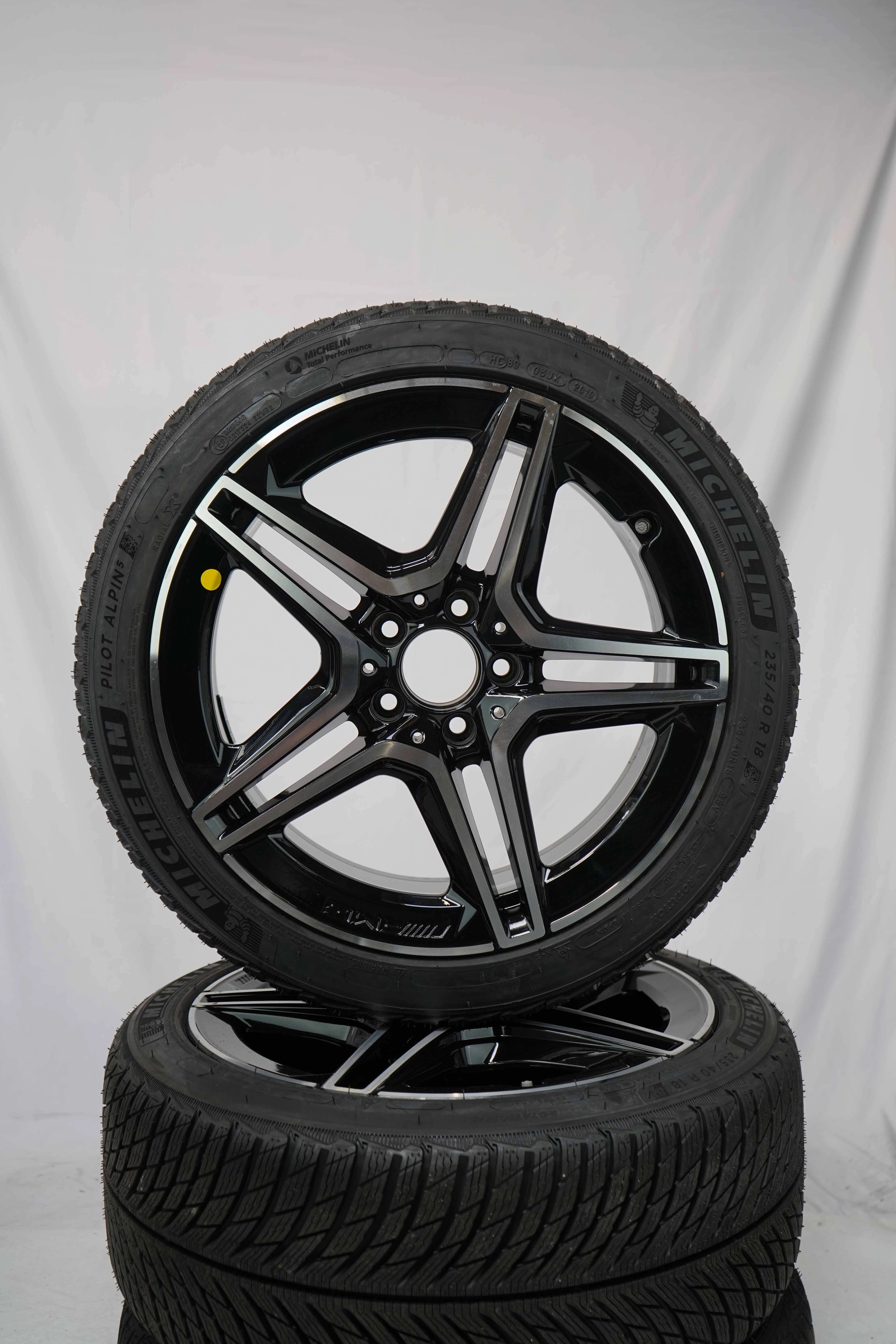 Winterkomplettradsatz-Mercedes-Benz-A177-A-35-AMG-A1774014000-Michelin-4